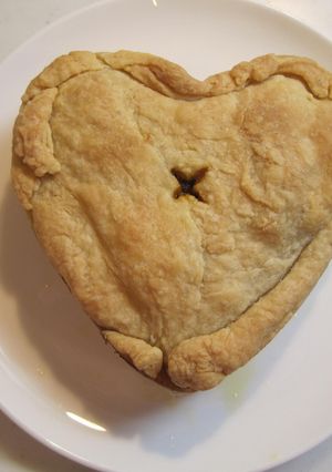 バレンタインにどう?ハートのミートパイ-レシピのメイン写真