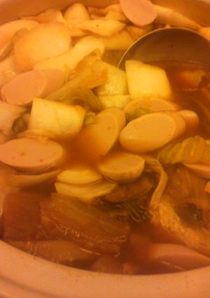 魚肉ソーセージ入りキムチ鍋-レシピのメイン写真