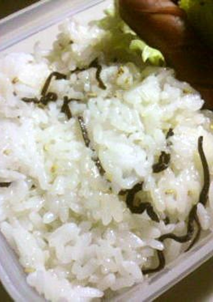 ごまと塩こんぶのご飯-レシピのメイン写真
