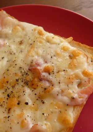簡単！朝食！ベーコンチーズトースト！！-レシピのメイン写真