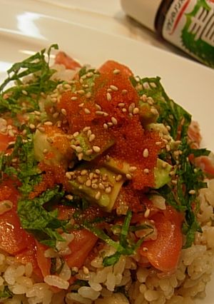 お手軽！青じそドレでサーモンの手ごね寿司-レシピのメイン写真