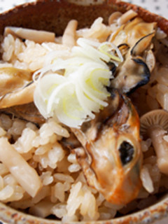 いい香り!カキの炊き込みご飯-レシピのメイン写真