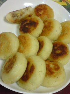肉味噌チーズinいももち-レシピのメイン写真