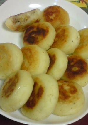肉味噌チーズinいももち-レシピのメイン写真