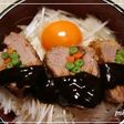 白髪ねぎと卵が決め手の「味噌カツ丼」