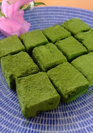 抹茶好きに捧ぐ★濃厚抹茶生チョコ-レシピのメイン写真
