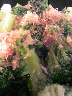 ブロッコリーのかつおぶしめんつゆ和え-レシピのメイン写真