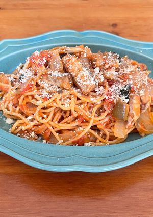鯖缶水煮とトマト缶DE茄子入トマトパスタ-レシピのメイン写真