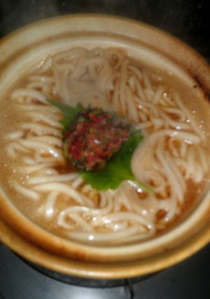 鍋で梅干うどん（梅たたき入り）-レシピのメイン写真