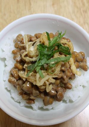 ハリハリ漬けと大葉の納豆ご飯♪-レシピのメイン写真