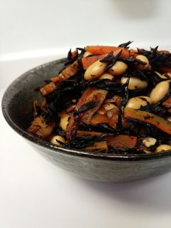我が家のひじき煮☆.。.:*・°☆.-レシピのメイン写真