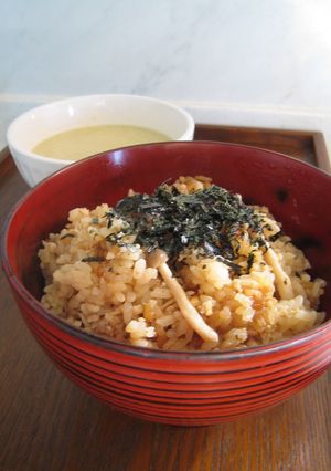 鶏そぼろと生姜の炊き込みごはん-レシピのメイン写真