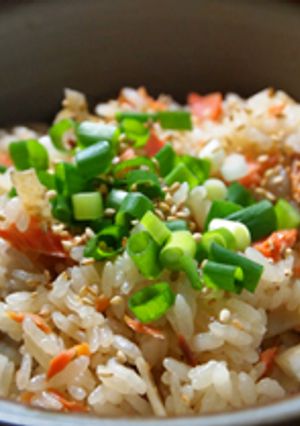 なに食べ風！鮭とゴボウの炊き込みご飯-レシピのメイン写真