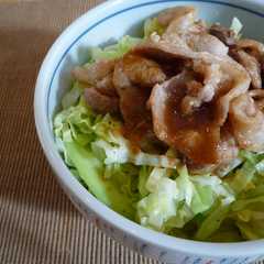 รูปของ キャベツたっぷり☆焼肉のたれde豚丼