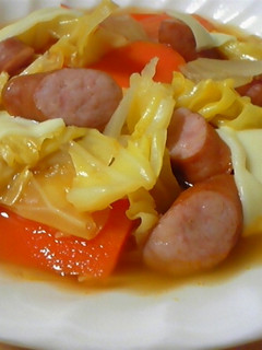 男の料理 野菜とソーセージの簡単スープ-レシピのメイン写真