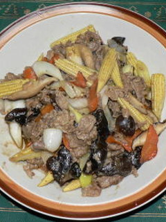 牛肉ときのこのオイスターソース炒め-レシピのメイン写真