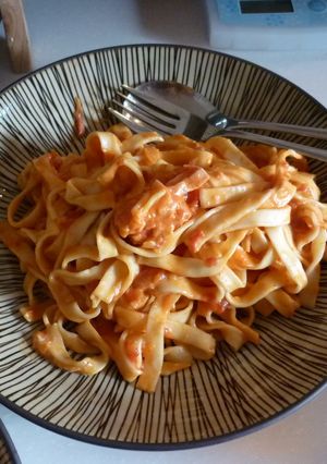 トマトソースパスタ-レシピのメイン写真