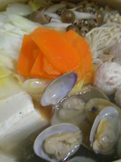 あさりスープが隠し味の”鶏団子鍋”-レシピのメイン写真