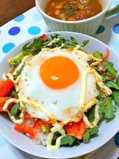 簡単〜!!スイチリマヨな目玉焼き丼-レシピのメイン写真