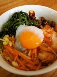 ニンニク香る☆野菜たっぷりピビンバ丼-レシピのメイン写真