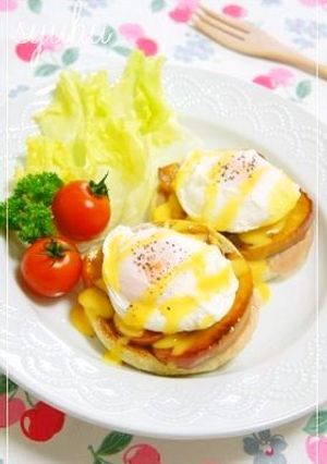 NY朝ごはんエッグベネディクト焼きりんご-レシピのメイン写真