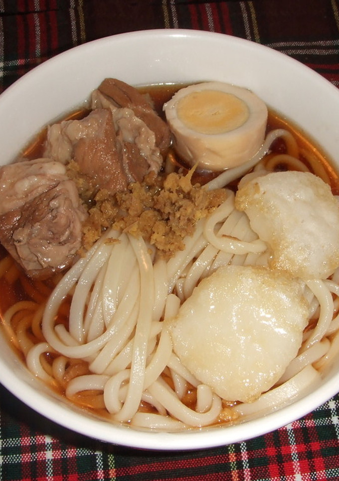 豚の角煮と揚げ餅入りうどん-レシピのメイン写真