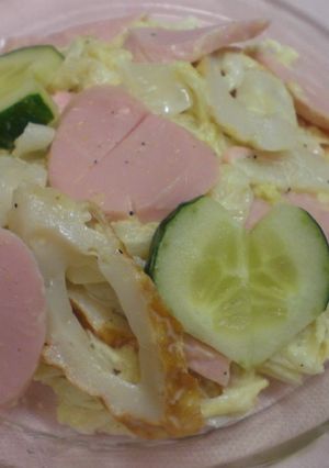 白菜とソーセ－ジのカレー風味マヨサラ☆-レシピのメイン写真