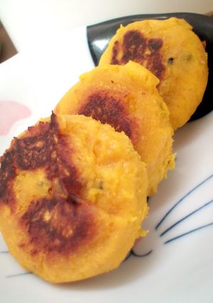 【食事療法】そば粉とかぼちゃのおやき-レシピのメイン写真