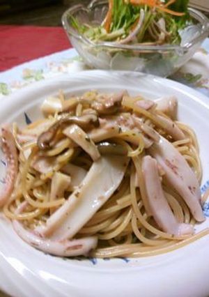 ☆簡単☆イカとキノコのペペロンチーノ-レシピのメイン写真