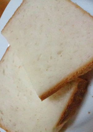 いちごオレで☆いちごミルクパン♪-レシピのメイン写真