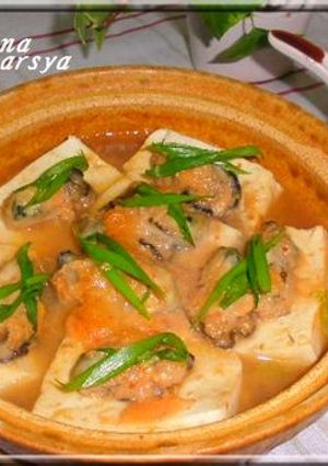 土鍋でほっこり♪カキと豆腐のみそ蒸し-レシピのメイン写真