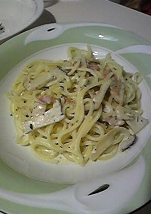 簡単　バジルクリーム生パスタ-レシピのメイン写真