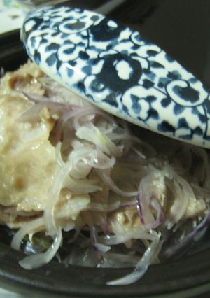 タジン鍋で簡単さっぱり豚肉と玉ねぎ蒸し-レシピのメイン写真