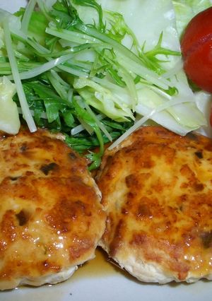 鶏ひき肉のハンバーグ青じそドレで☆-レシピのメイン写真