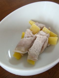 離乳食後期~さつまいもの豚肉巻き-レシピのメイン写真