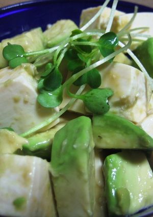 塩豆腐とアボカドのわさび醤油和え-レシピのメイン写真