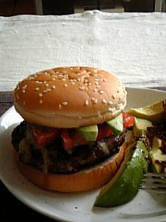 メキシカン風(?)アボカドバーガー!-レシピのメイン写真
