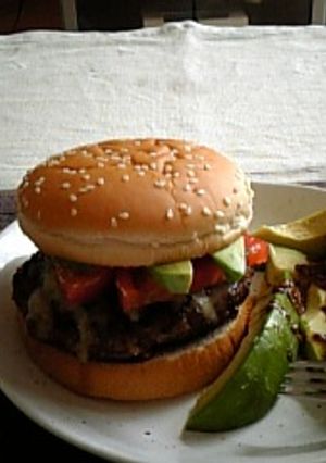 メキシカン風（？）アボカドバーガー！-レシピのメイン写真