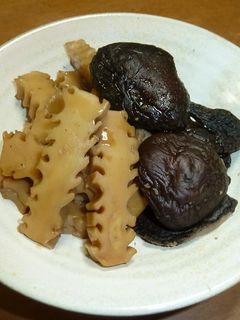 角麩と干しシイタケの煮物-レシピのメイン写真