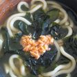 ワカメも愛情もたっぷりハートうどん♪