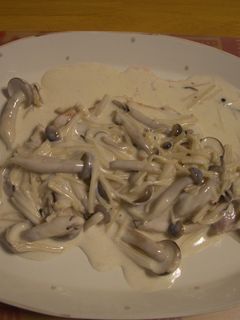 ポークソテーのきのこクリーム煮-レシピのメイン写真