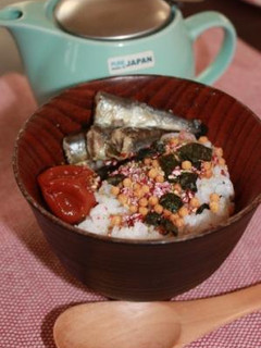 オイルサーディン&梅のお茶漬け❤-レシピのメイン写真