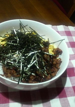 手作り鶏ミンチの鶏そぼろ丼-レシピのメイン写真