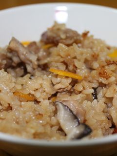 炊飯器で簡単♪鶏の炊き込みご飯♪絶品-レシピのメイン写真
