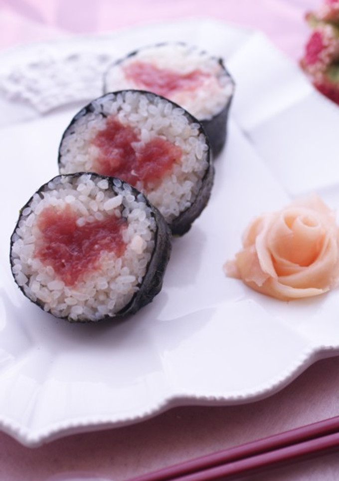 節分に★ハートの巻き寿司(恵方巻き)-レシピのメイン写真