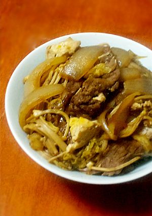 新玉ねぎで♪簡単☆美味しい〜すき焼き丼-レシピのメイン写真