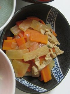★時短★ しょうが風味♪大根&人参の煮物-レシピのメイン写真