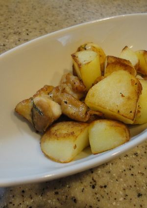 じゃがいもと鶏肉のローズマリー炒め-レシピのメイン写真
