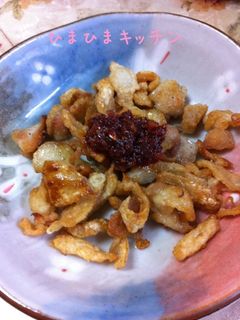 鶏皮パリパリ ピリ辛 簡単 おつまみに-レシピのメイン写真