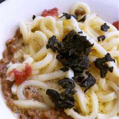 รูปของ レンジで楽々♪納豆たまご梅うどん